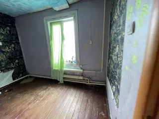 Квартира 44,8 м², Артемовский, Свердловская область, доля ¼. 623784, Россия, Свердловская область, г. Артемовский, ул. Дзержинского, д. 12, кв. 4, площадь 44,8 кв.м., кадастровый номер объекта 66:02:1703017:1067, доля в праве: ¼.