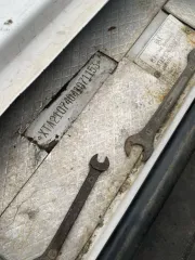 Легковой автомобиль ВАЗ 21074, 2004 года изготовления, ярко-белого цвета, идентификационный номер (VIN): XTA21074041971153 ПТС 63 КТ 410944 выдан 17.06.2004 г. СТС 66 ХТ №783653 выдан 31.07.2012.