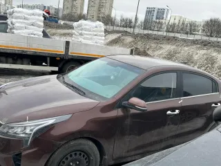 Kia Rio, 2022. Легковой автомобиль марки: Kia, модель: Rio, год выпуска: 2022г., кузов №: Z94C341BBNR267009, идентификационный номер (VIN): Z94C341BBNR267009. Ознакомление с имуществом производится по месту нахождения имущества (Москва, МКАД, 65-1 километр, Д06-7, Павильон 18Б), с момента…