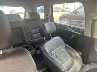 Транспортное средство Volkswagen Touareg, 2011 г.в. Автомобиль легковой, марка: Volkswagen, модель: Touareg, VIN: XW8ZZZ7PZCG003296  цвет: черный  год изготовления: 2011  тип двигателя: дизельный  заявленная мощность двигателя: 244 л.с.  расположение руля: слева. Транспортное средство находится в…