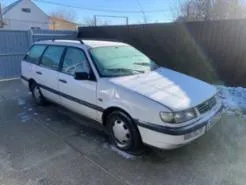 Volkswagen Passat Variant CL, 1994, марка: VOLKSWAGEN, модель: PASSAT VARIANT CL, год изготовления: 1994, VIN: WVWZZZ3AZRE057772, г/н: X365XH23