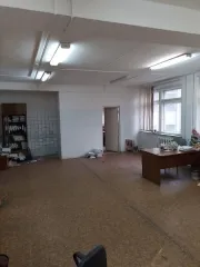 Нежилое помещение 598,2 кв.м, Череповец, Комсомольская ул., д.12, Вологодская обл. Общая площадь: 598.2, кадастровый номер: 35:21:0401001:2411. Назначение нежилого помещения: Свободное назначение, за исключением: - почтовой и логистической деятельности, в том числе деятельности по отправке и…