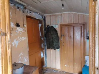 Доля квартиры 34.1 кв.м., Уссурийск. 1/4 доля квартиры в Уссурийске, еще 1/4 доля квартиры в Уссурийске, еще 1/4 доля в квартире, площадь 34.1 кв.м., назначение: Жилое, этаж: 1, адрес: Россия, Приморский край, г. Уссурийск, ул. Известковая, д. 48, кв. 2, кадастровый номер: 25:34:016502:2293