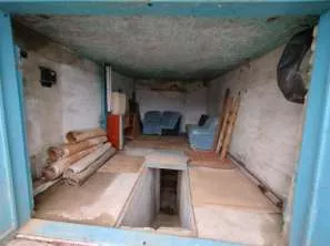 Гараж. Здание, назначение: нежилое. Площадь: общая 41,3 кв.м. Адрес: Республика Калмыкия, г Элиста, мкр 10, ГСК "Северный-5", гараж 32.