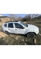 Renault DUSTER 2012 Транспортное средство, марки Renault DUSTER, VIN X7LHSRDJA46825112, 2012 г.в. Обращаю внимание, что транспортное средство не на ходу, присутствует неисправность автоматической коробки передач, требующая замену, также присутствует неисправность двигателя, требующая ремонт. Кузов…