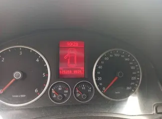 Volkswagen Tiguan 4MOTION 2009 года выпуска, VIN WVGZZZ5NZ9W107521