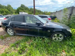 Автомобиль марки BMW 530i, в кузове черного цвета, г.р.з. Р 176 ЕН 40 РУС – 1 шт. Ключи, документы отсутствуют Сведения о комплектности и работоспособности отсутствуют. Транспортные средства продаются в имеющемся состоянии и при выявлении видимых или скрытых дефектов покупатель самостоятельно…