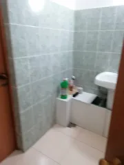 Конторское помещение 68,5 кв. м, Забайкальский край, 3 этаж, кадастровый номер 75:09:300412:299. Расположено по адресу: Забайкальский край, Краснокаменский район, г. Краснокаменск, проспект Строителей, д. 5, пом. № 17. Назначение: нежилое. Имеется обременение: арест ФССП, запрет на регистрационные…