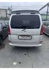 Nissan Serena 2000 года выпуска. Государственный регистрационный номер С200МА96. VIN отсутствует.