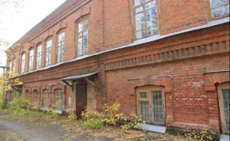 Баклаборатория площадью 510.1 кв. м, одновременно с земельным участком по адресу: Курганская область, г. Шадринск, ул. Михайловская, д. 182. Здание баклаборатории 1 инфекционного отделения, назначение: нежилое, кадастровый номер: 45:26:080204:65, площадь: 510.1 кв. м, количество этажей 3, в том…