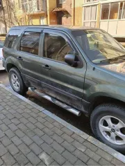 Ford Escape 2004 года, 135 лс, VIN: 1FMYU02Z15DA14343, в залоге у ООО МФК «ПСБ Финанс»