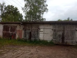 Гараж 384.7 кв.м, земля 927 кв.м, Тверская область, Калининский муниципальный район, городское поселение поселок Васильевский Мох, пгт Васильевский Мох. Год ввода в эксплуатацию: 1967. Количество подземных этажей: 0. Вид ограничений и обременений: Согласно сведениям ЕГРН. Материалы наружных стен…