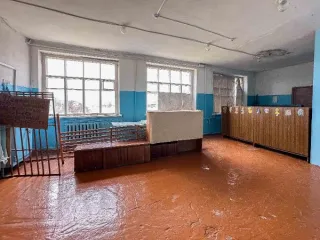 Имущественный комплекс 1540.4 кв.м Липецкая область Имущественный комплекс в составе которого 6 объектов недвижимости и земельный участок 11 987 кв.м., расположенный по адресу:Российская Федерация, Липецкая область, Усманский муниципальный округ, село Куриловка, улица Б.Котова, дом 21. Объект 1…