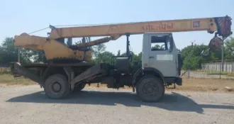 Кран автомобильный КС-35719-5 на шасси МАЗ-5337, 2001 года выпуска, идентификационный номер (VIN) Х8935719510АН5046