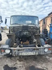 ЗИЛ 43362, 1986 года выпуска, цвет - белый, VIN XVL482320X0000098, государственный номер Е052СЕ35. Состояние ТС: не на ходу, снят двигатель, на кузове повреждения, вмятины, на раме ржавые пятна 1 Штука (шт). Назначение: pryamie. VIN номер: XVL482320X0000098. Марка грузовика: ЗИЛ. Модель грузовика…