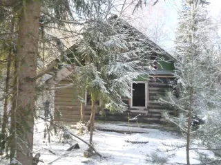 Бревенчатое нежилое здание, 55 кв.м, Калужская область. Одноэтажное бревенчатое нежилое строение площадью 55 кв.м, кадастровый номер 40:10:031503:31, расположенное по адресу: Калужская область, Козельский район, г. Сосенский, ул. Сосенское лесничество. Год ввода в эксплуатацию: 2014. Количество…