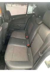 OPEL Astra 2008 Opel Astra, 2008 года, 140 лс ещё Opel Astra, 2008 года, 140 лс ещё автомобиль легковой, марка: OPEL, модель: ASTRA (A-H), VIN: XUF0AHL489B012685, гос. рег. номер: Х134КТ138, год изготовления: 2008