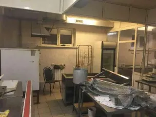 Продается имущество единым лотом: здание пиццерии, кадастровый номер 13:25:0105080:315, назначение нежилое, 3 этажа включая 1 подземный, площадь 445,9 кв.м, расположение Республика Мордовия, г. Рузаевка, ул. Ленина, д. 44; земельный участок площадью 264 кв.м, кадастровый номер 13:25:0105080:203…