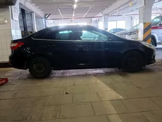Высвобождаемое движимое военное имущество (автомобиль) Высвобождаемое движимое военное имущество, автомобиль: FORD FOCUS VIN: X9FMXXEEBMCE40108 (приложение №1) 
Мощность двигателя: 125,12 
Марка: FORD 
Объем двигателя: 1596 
Пробег: 258691 
VIN номер: X9FMXXEEBMCE40108 
Вид транспорта: легковой…