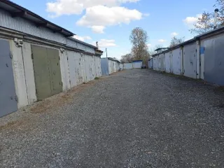 Земельный участок площадью 2404 кв.м, кадастровый номер 27:17:0329205:772, расположенный по адресу: Хабаровский край, Хабаровский район, село Калинка.