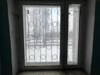 Объект аренды, площадь 242,4 кв. м, номера на поэтажном плане: этаж 1, пом. 1, ком. 9 - 15, 18, 23 - 33. Адрес: Московская область, Чеховский район, городское поселение Чехов, г. Чехов, ул. Гагарина, 106. Общая площадь: 242,4 кв. м. Назначение здания: нежилое.