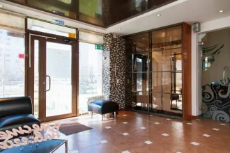 Помещение 122,5 кв.м и 1/2 доля коридора в Челябинске. Нежилое помещение, расположенное по адресу: Челябинская обл., г. Челябинск, Комсомольский пр-кт, д. 78, пом. 101, площадь: 122.5 кв.м., кадастровый номер: 74:36:0711001:1346. 1/2 доли в праве общей долевой собственности на нежилое помещение…