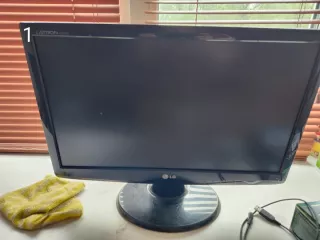монитор lg flatron w2043s pf  ознакомиться с реализуемым имуществом можно по месту его нахождения в г.комсомольске на амуре, с документами о торгах   в рабочие дни по адресу: 681013, хабаровский край, город комсомольск на амуре, пр. ленина, 38 офис 2, тел. 8 924 226 0597, с 10 до 17 часов местного…