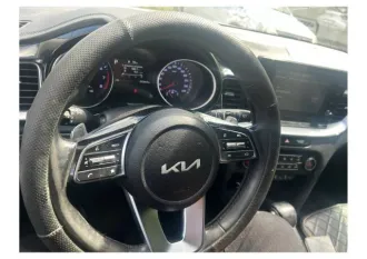 Kia Ceed 2021 года, 98 лс, 252897 км, АКПП, идентификационный номер XWEH5816BN0012033, номер кузова XWEH5816BN0012033, цвет кузова серый