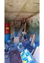 Гараж 22,6 кв.м. и земельный участок 25 кв.м., Брянск. Здание: гараж, назначение нежилое, площадь 22,6 кв.м., количество этажей 01, адрес: Брянская область, г. Брянск, ГО по улице 2-й Конституции 9, гараж №6, кадастровый номер 32:28:0020504:283, вид права собственность. Право пользования земельным…
