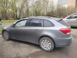 Chevrolet Cruze 2014 Транспортное средство: Автомобиль CHEVROLET CRUZE, 2014 года выпуска, VIN: XUUJA3559E0002217. Имущество является предметом залога АО «Авто Финанс Банк» (ИНН 5503067018, ОГРН 1025500003737, расположенное по адресу:109028, г. Москва, наб. Серебряническая, д. 29).