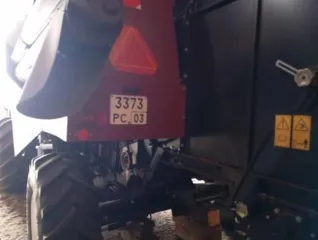 Зерноуборочный комбайн PCM-101 Вектор-410 2021 Зерноуборочный комбайн PCM-101 "Вектор-410", 2021 года выпуска, цвет - комбинированный (красный, белый), заводской номер ROVEC410017970, государственный номер 3373РС03. Номер двигателя - L0680069, мощность двигателя - кВт 154,46., л.с. 210. Марка…