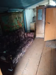 Доля земельного участка 1294 м² и дома 41,2 м², Красноярский край 1/3 доля в праве на общую долевую собственность на земельный участок, категория земель: земли населенных пунктов, виды разрешенного использования: для ведения личного подсобного хозяйства, кадастровый номер 24:19:0101012:56, адрес…