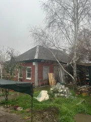 Жилой дом 54,9 кв. м и участок 879 кв. м, ст-ца Каневская, Краснодарский край. Объект № 1 - жилой дом, площадью 54,9 кв.м, КН 23:11:0603184:144, 1 этаж, расположенный по адресу: Краснодарский край, Каневской р-н, ст-ца Каневская, ул. Советская, д. 13, принадлежащий должнику на праве собственности…