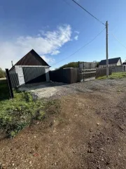 Дом 25,3 кв.м. и земельный участок 962 кв.м., Башкортостан. Дом, площадью: 25,3 кв.м., с кадастровым номером: 02:06:030601:557, земельный участок, площадью: 962 кв.м., с кадастровым номером: 02:06:030601:403. Адрес: Российская Федерация, Республика Башкортостан, Баймакский, сельское поселение…