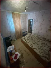 Дом 53,3 кв.м и земельный участок 425 кв.м в Нефтеюганске по адресу: мкр 11А, переулок Дорожный, д. 73 б. Кадастровый номер дома: 86:20:0000023:519, участка: 86:20:0000023:535. Объект может быть приобретен с использованием заемных средств ПАО "Сбербанк".