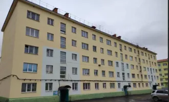 Квартира 41,7 кв.м, 2 комн., Красноярский край, г. Норильск, ул. Горняков, д. 3, кв. 58, кадастровый номер 24:55:0000000:32715. Жилая недвижимость, находящаяся в залоге у АО «TBank» в порядке правопреемства (в связи с реорганизацией ПАО Росбанк (ИНН 7730060164) в форме присоединения к АО «TBank»).