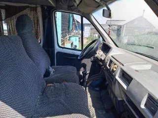 ГАЗ 2705, 2002 года выпуска. Грузовой автомобиль, марка ГАЗ, модель 2705, год изготовления 2002, цвет белый, VIN XTH27050020284388, ПТС 75 НВ 353577, государственный номер К288НМ75, разрешенная максимальная масса 3500 кг, масса без нагрузки 2090 кг.