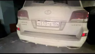 Lexus LX 570, 2013 г.в., цвет кузова: белый, VIN JTJHY00W904119543, гос. номер В513ТЕ154.