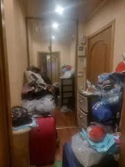 Квартира, назначение: жилое, площадью 32,7 кв.м., этаж 3, кадастровый номер: 77:03:0007006:5915, расположенной по адресу: Российская Федерация, г. Москва вн. тер. г. муниципальный округ Вешняки, ул. Вешняковская, дом 15, корп. 1, кв. 189 Находится в залоге у АО "СФО "Ангара"