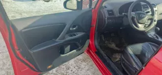 Автомобиль марки Toyota модель Avensis 2010 г.в. VIN-номер SB1BG76L50E040287