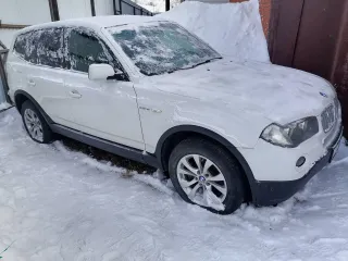 BMW X3 2008, VIN-номер WBAPC71080WB75865. Более подробная информация и осмотр по согласованию с финансовым управляющим по e-mail: espechurina.torgi@mail.ru, Челябинская область, Саткинский р-он, р.п. Бердяуш, ул. Красноармейская, д. 54.