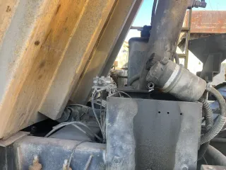 Kamaz 65201-60, 2011. Автомобиль марки Камаз модель 65201-60, VIN XTC652013b1229059, 2011 года выпуска. Ознакомиться с порядком продажи имущества, получить дополнительную информацию об имуществе можно в рабочие дни с 10:00 до 18:00 часов по предварительной договоренности с организатором торгов о…