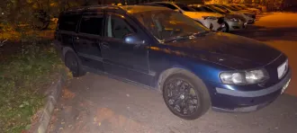 Volvo V70 2002 транспортное средство Volvo V70, цвет: Синий, год выпуска: 2002, идентификационный номер (VIN) YV1SW61P921243749.