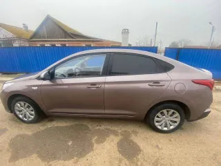Hyundai Solaris 2021 года, 123 лс, 130 000 км, АКПП, легковой автомобиль, марка: HYUNDAI, модель: SOLARIS, год изготовления: 2021, VIN: Z94K241CBMR275585, г/н: Н283НВ30
