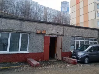 Нежилые помещения в здании (лит. А), площадью 139,5 кв. м, 1 этаж, кадастровый номер 25:28:040011:4676, расположенные по адресу: Приморский край, г. Владивосток, ул. Сабанеева, д. 15а, пом. I Год ввода в эксплуатацию: 1957 Вид ограничений и обременений: не зарегистрировано Кадастровый номер объекта…