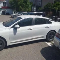 KIA K5 2021, VIN: XWEG2414BM0005610, год выпуска 2021