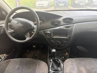 Ford Focus 2003, 75 лс, 350000 км, легковой автомобиль, VIN X9FFXXEEDF3L06682, г.р.з. В391НК90. Авто не на ходу. Точный пробег необходимо уточнять на месте, при осмотре.