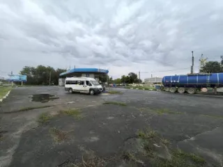 Сооружение автозаправочной станции, кадастровый номер: 56:43:0204012:46, площадью 25,9 кв. м, расположенное по адресу: Оренбургская область, г. Орск, ул. Строителей, д. 35. Вид права: собственность. Земельный участок, кадастровый номер: 56:43:0204012:36, площадью 4552 +/- 24 кв. м, разрешенное…