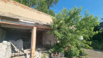 Гараж годные остатки площадь 1685,9 квадратных метров, котельная годные остатки площадь 122,6 квадратных метров, склад годные остатки площадь 464,4 квадратных метров. Адрес: Курганская область, Альменевский район, село Альменево, улица Ленина, 2а.