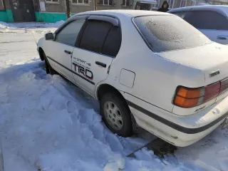 Toyota Corolla, 1992 г.в., тип ТС: легковой седан, регистрационный знак: К841УЕ27.